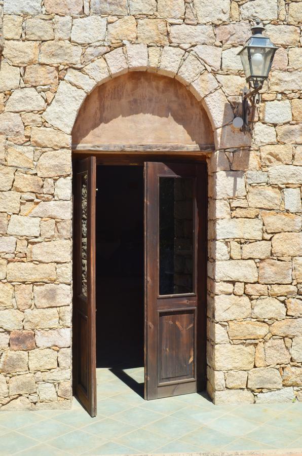 Principessa De Navarra Santa Maria Navarrese Ngoại thất bức ảnh